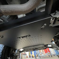 16-22 Toyota Tacoma Catalytic Converter Cover
