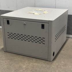 BlackBox UD10KP 10-Unit iPad, Chromebook Tablet, & Laptop Locker