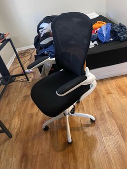 Computer chair