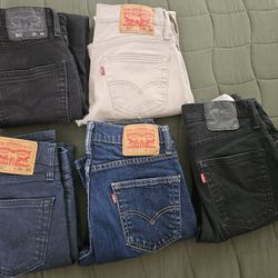LEVI'S MEN JEANS  W 28-29 L30