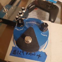 Dunlop FFM2 Fuzz Face Mini (Silicon) - Used With Original Box