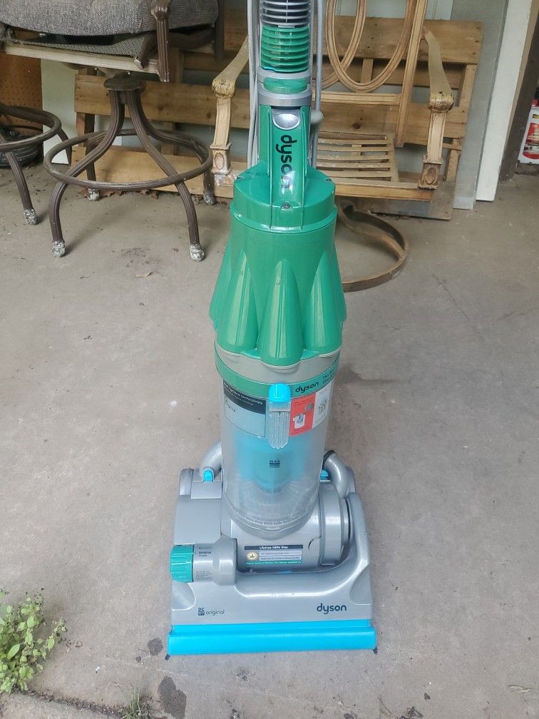 Dyson Vacuum