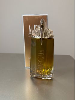 Mugler Alien Goddess
