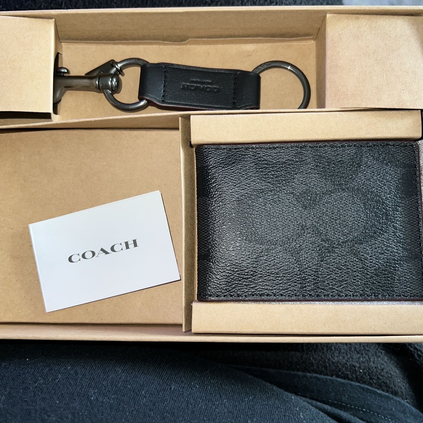 Coach Men’s Wallet And Keychain