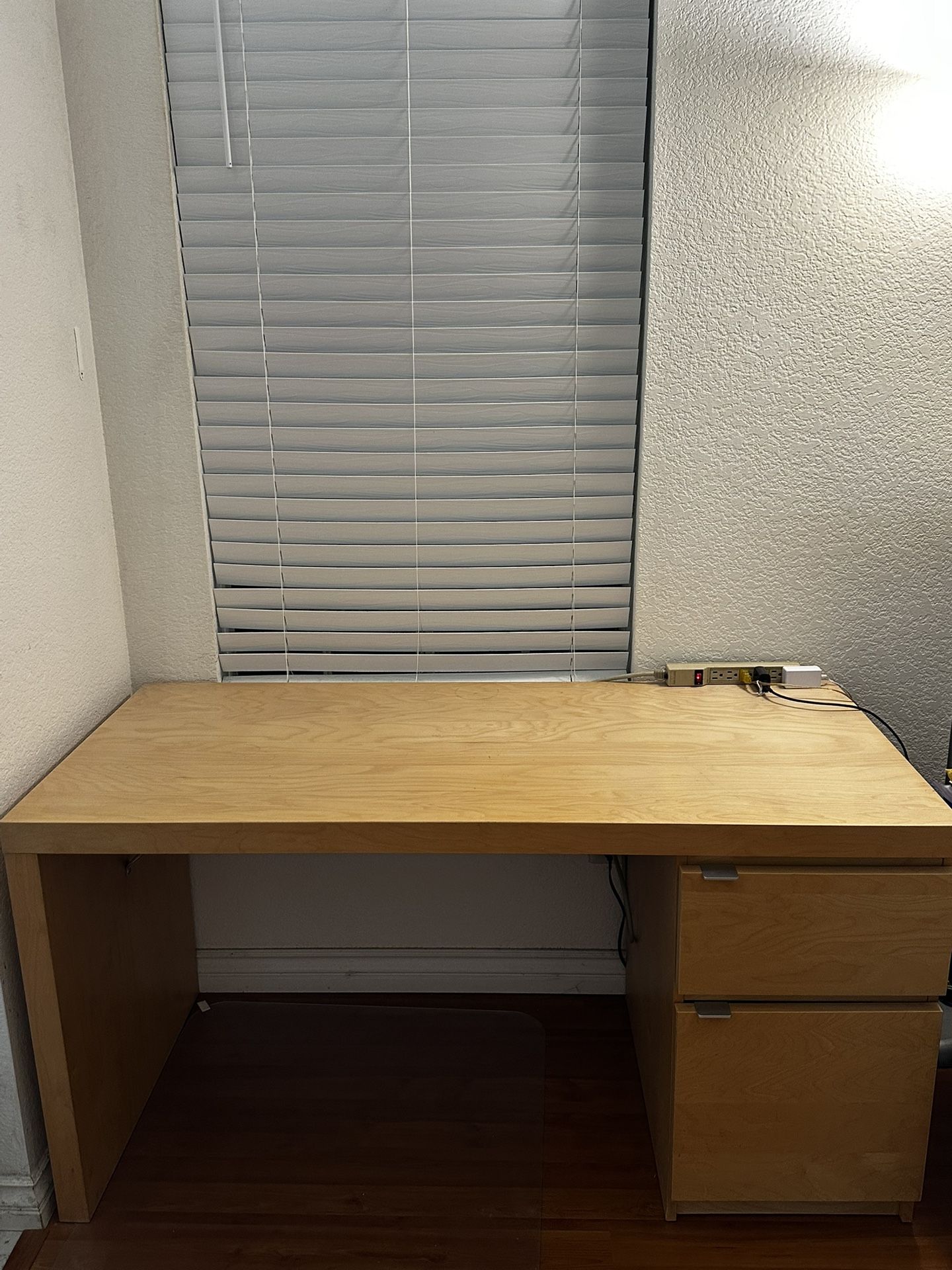 IKEA Malm Desk