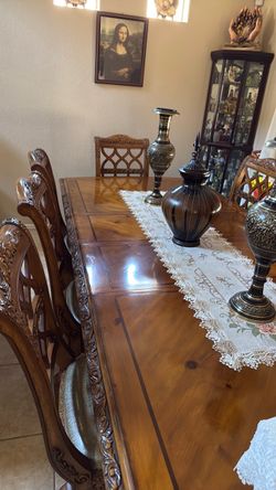 Dinning table