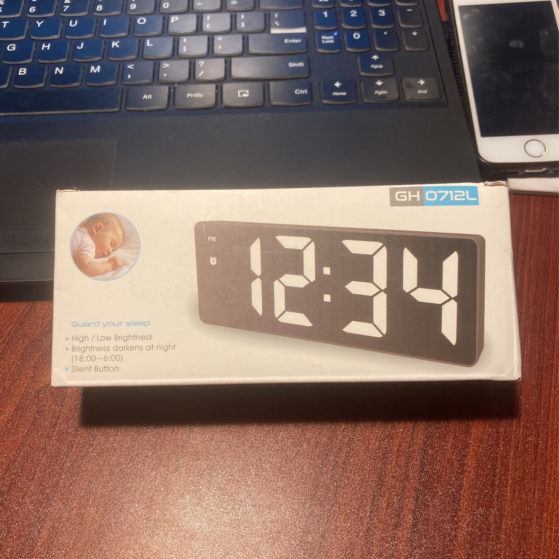 smart alarm clock with dimmer GH 0712L