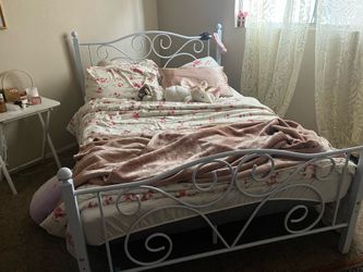 White Metal Full Size Butterfly Headboard Bed Frame