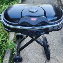 Coleman Roadtrip Portable Propane Grill -Collapsible with wheels 