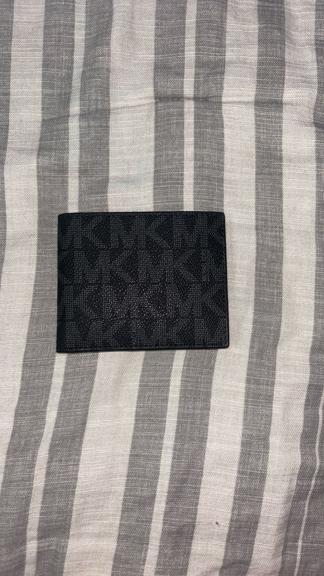 Micheal Kors  Harrison Logo Billfold Wallet
