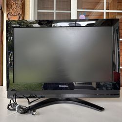 Toshiba 26LV47 26" HDTV LCD W/DVD