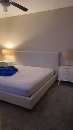 Bedroom set