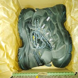 Keen Boots Size 10D