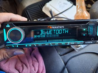 STEREO NACAMICHI CD AUX USB BLUETOOTH CAMBIA DE DIFERENTES COLORES GOOD CONDICIÓN ABLO ESPAÑOL