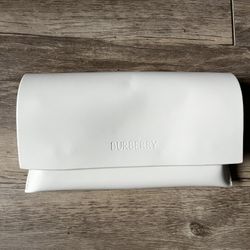 White Burberry Glasses - Case