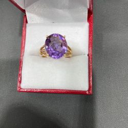 Gold Amethyst Ring