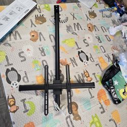 Hanging TV Mount