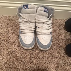 Hyper Royal Jordan 1 High Gs Size 6