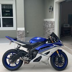 2015 Yamaha YZF-R6