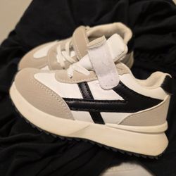Kids Sneakers