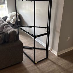 Queen Bedframe 