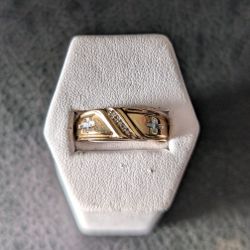 YG Diamond Cross Ring