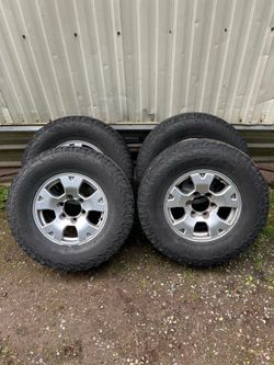Toyota wheels and tires