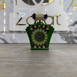 Z25     El Famoso Perfume Que Usa Karol G