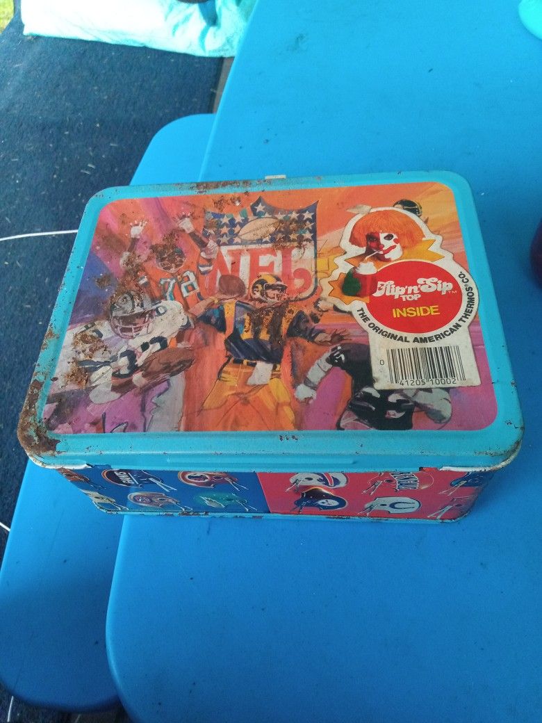 NFL 80s Tin Lunch Box for Sale in Johnstown, PA OfferUp