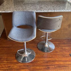 2 Excellent Modern Bar Stool (adjustable Height)