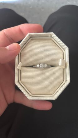 Swarovski re attract ring