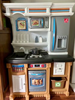 Step2 Play Kitchen
