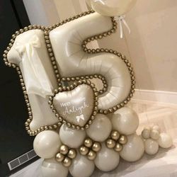 QUINCE BALLOON DECOR AND CANDLE