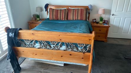 Solid Wood Sleigh Bed Frame queen  with 2 nightstands.