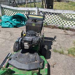 Lawnmower Commercial Walk Behind John Deere C15