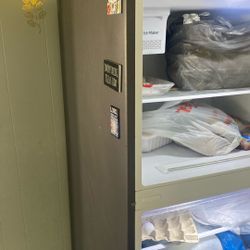 Svmsung refrigerator