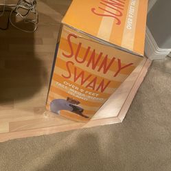 9 Foot Talk Mega Swan Inflatable Sits 6 