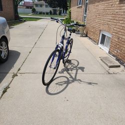 Trek 7200 Multitrack Hybrid Bike