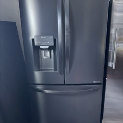 28 cu. ft. 3 Door French Door, Standard Depth, Ice and Water with Single Ice Refrigerator 