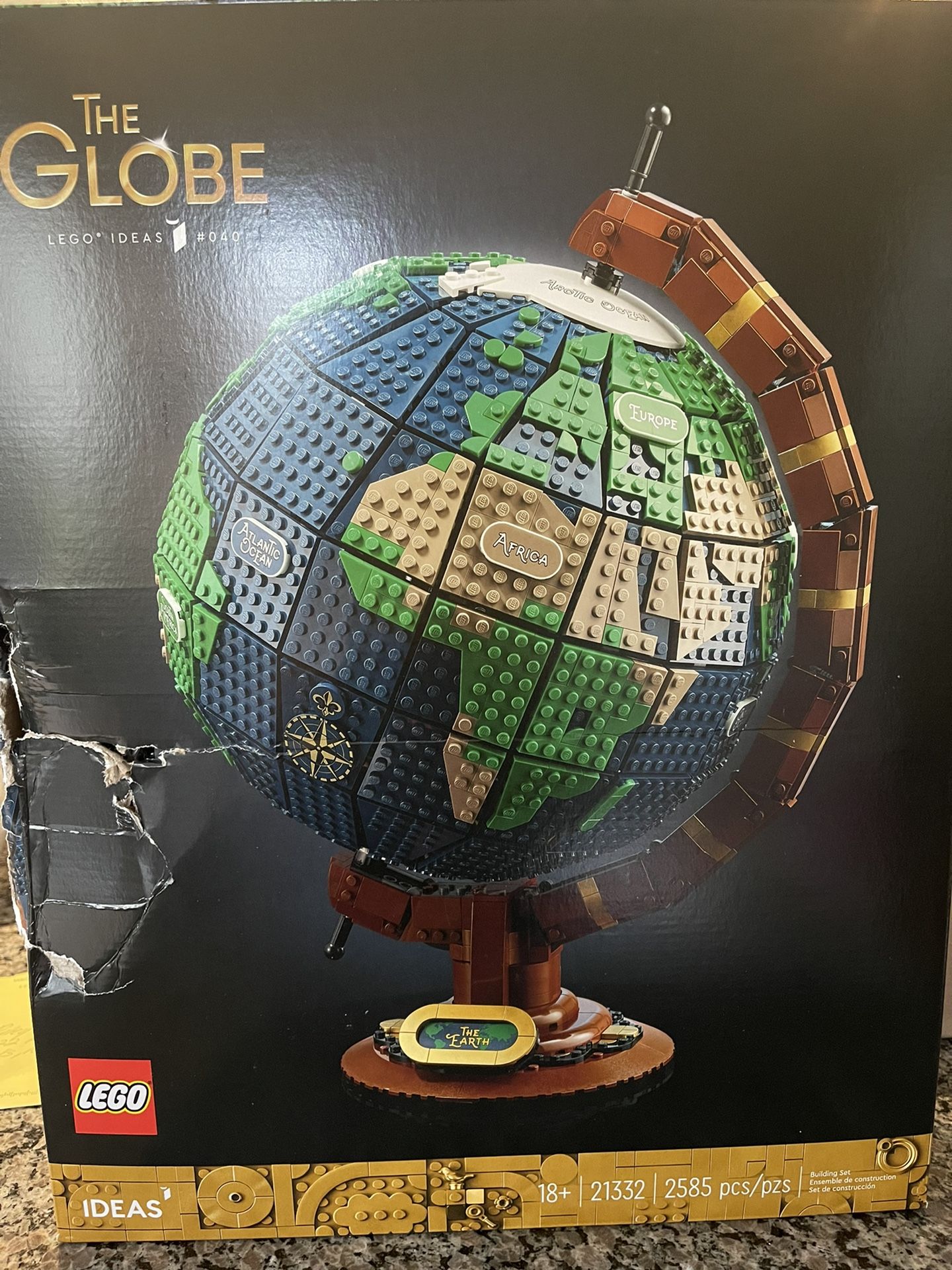 Legos The Globe 