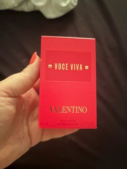 Valentino Voce Viva Eau de Parfum 1.7 oz