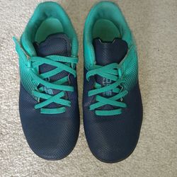 Boys Blue Leather Trainer US 1 UK 13C- Football Boots

