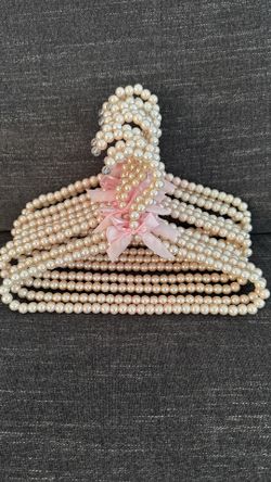 Pearl Hangers