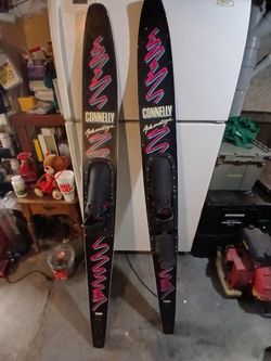 Connelly advantage water skis