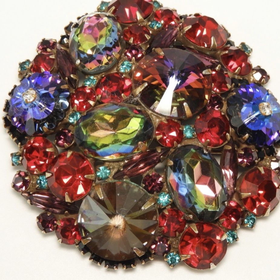 Vintage Juliana D&E Rivoil Rhinestone Brooch