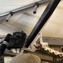 Hoist Adjustable Workout Bench