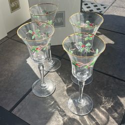 Mikasa ribbon holly goblet set of 4