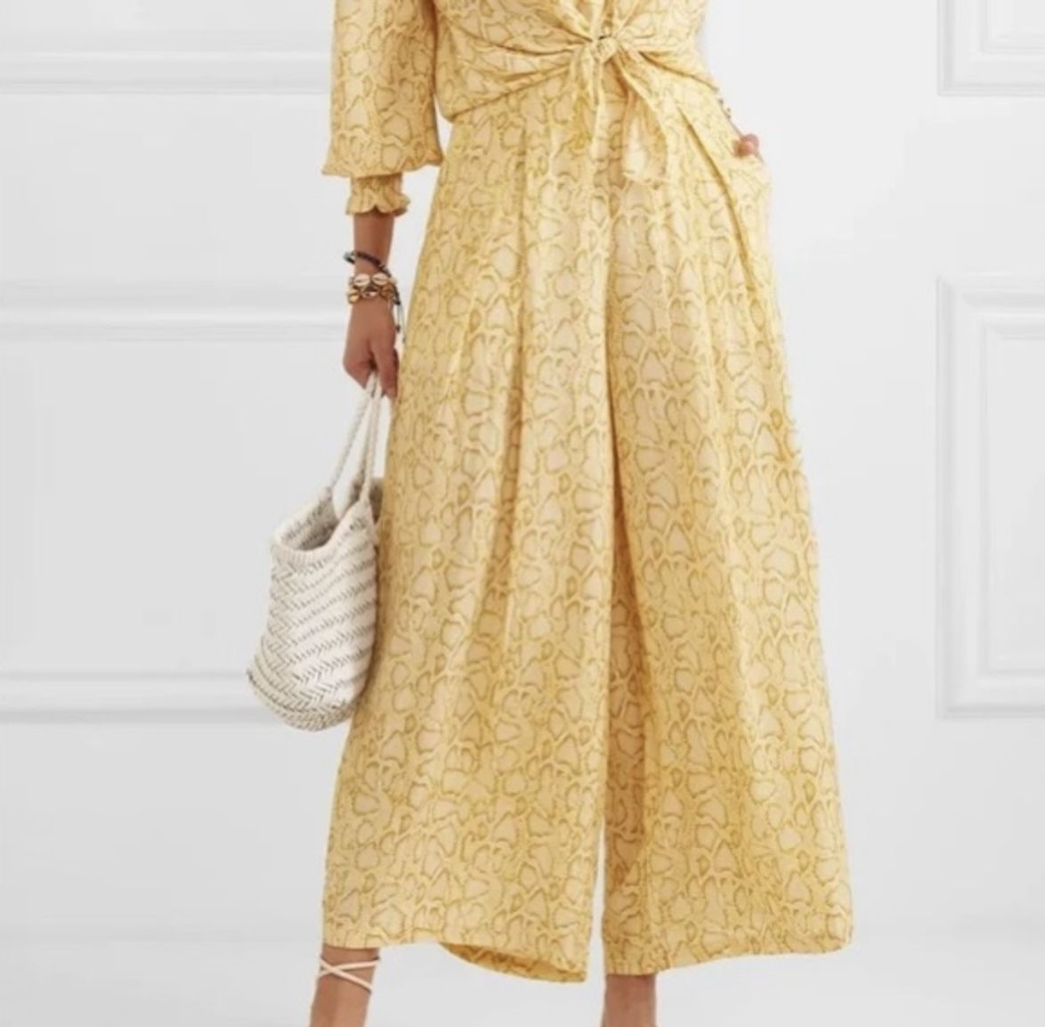 Faithful The Brand Buttery Yellow Snake Skin Print Wide Leg High Rise Pants, size 2