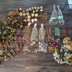 CRAFT ITEMS - MOSTLY GOLD COLOR