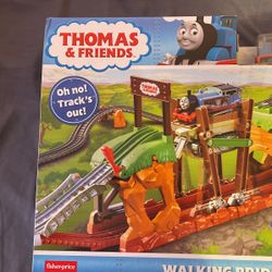 Thomas And Friends Walking Bridge NEW